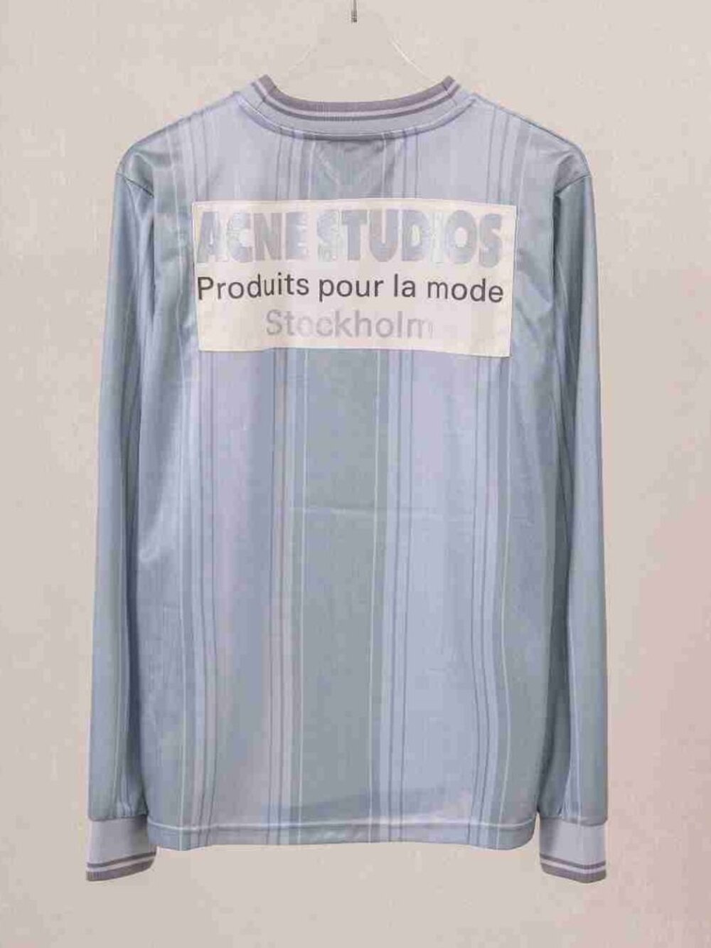 Acne Studios Silver Blue Soccer Jersey Cursive Logo Produits pour la mode - Picture 2 of 9